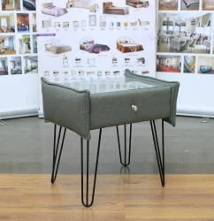 Тумбочка Лейд на металлических опорах CHX