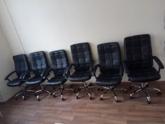 Кресло руководителя Riva 9092 Черный