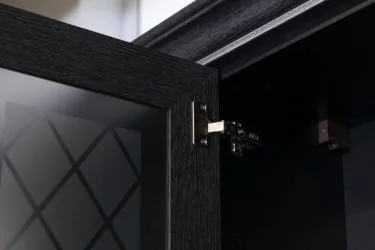 Шкаф кухонный 600 высокий со стеклом Италия ЛД 275.457.000 Черный Дуб темный