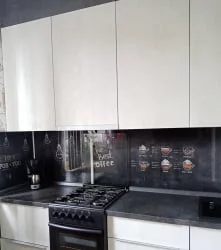 Глянцевый фартук (КОМПОЗИТ) KM 114