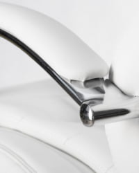 Офисное кресло для руководителей ДОБРИН ЛЙНДОН (белый) / DOBRIN LYNDON