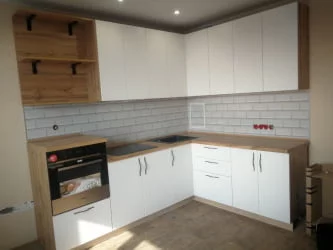 Глянцевый фартук (КОМПОЗИТ) KM 10 Белый