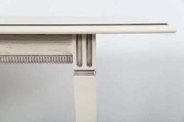 Стол из массива дерева Фаворит-2 (1,1м) тон 2 с коричневой патиной Бананы