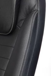 Кресло руководителя Бюрократ T-9923WALNUT/BLACK