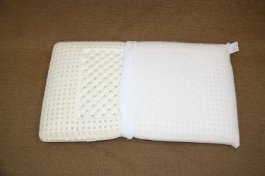 Подушка латексная Saponetta