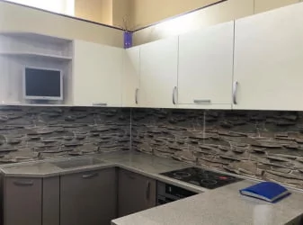 Глянцевый фартук (КОМПОЗИТ) KM 27