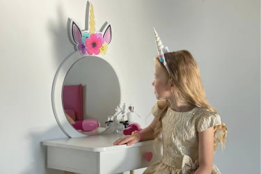 Детский стол Единорожка MK-0020 Белое дерево/белый (плюш)