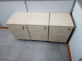 Тумба подкатная с 3-мя ящиками Twin 14.10.10 Туя