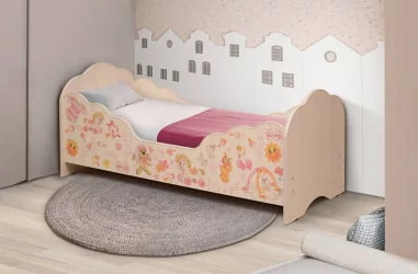Детская кровать от 3 до 7 лет с фотопечатью Малышка №4 600*1400 Дуб млечный