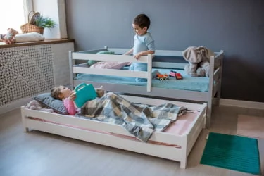 Детская кровать от 3 до 7 лет RooRoom VK-6с Серая