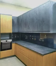 Глянцевый фартук (КОМПОЗИТ) KM 114