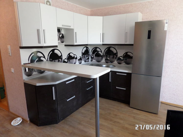 Глянцевый фартук (КОМПОЗИТ) KM 34_17