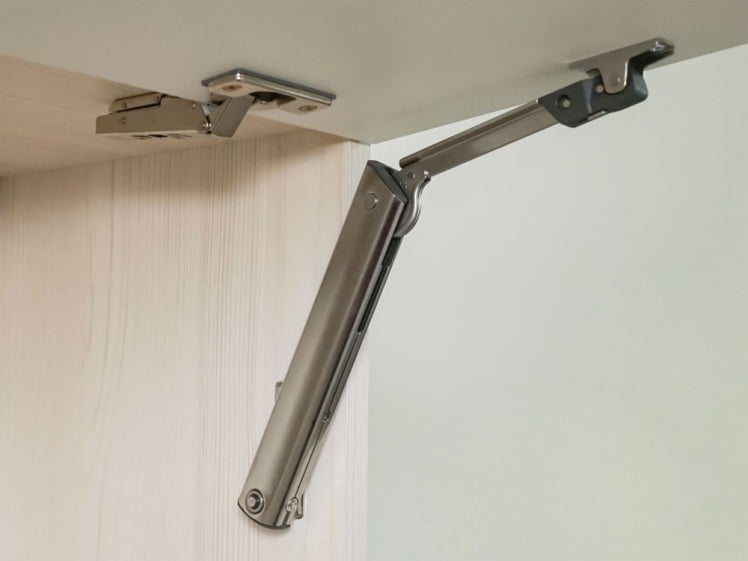 Антресоль (с системой плавного закрывания) Графит 74.100 Сосна Астрид /Ваниль_3