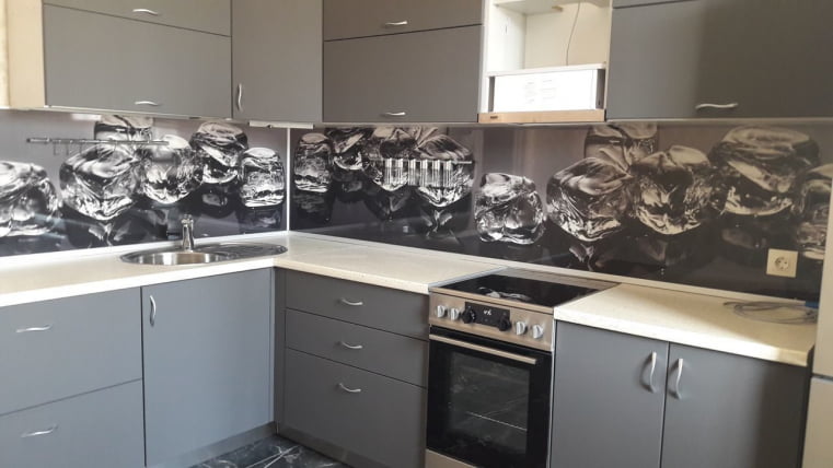 Глянцевый фартук (КОМПОЗИТ) КМ 26 / KM_9