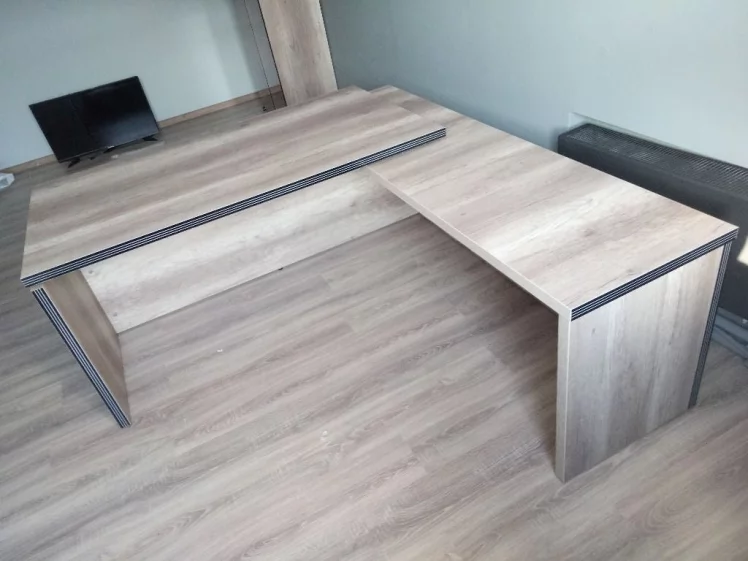 Стол руководителя правый TCT 1820 R (Дуб Каньон)_1