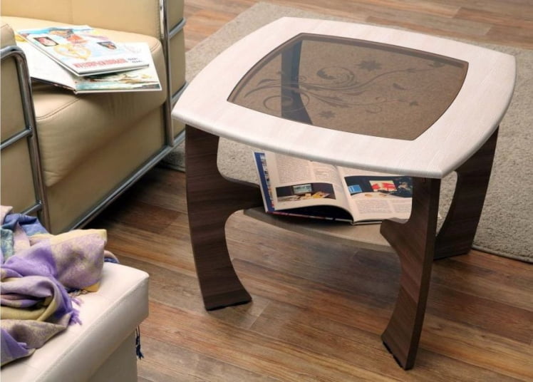 Стол журнальный Маджеста-1 с пескоструйным рисунком Венге/Клен Азия_0