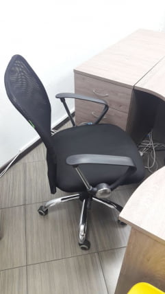 Кресло оператора Riva 8075 Черный (БЛ)_3