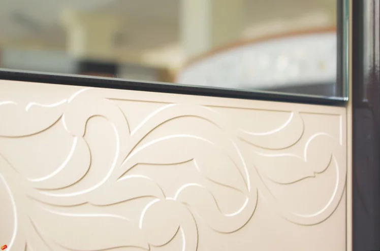 Шкаф четырехдверный с зеркалом Катрин 92.14 Дуб венге Белый песок Браун вуд_3