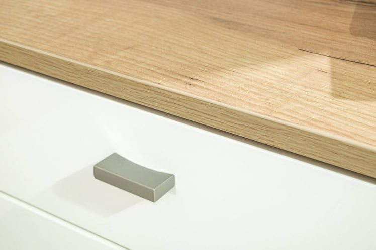 Кровать двуспальная 1600 с тумбами с подъемным механизмом и декоративным щитом Фиджи 018 Дуб Золотой Белый_4