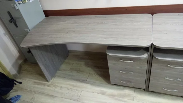 Тумба подкатная Glassy 3.14.10 Дуб Верцаска_4